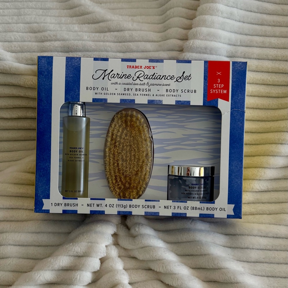 Trader Joe’s Marine Radiance Set (3-Step Body Care) – New